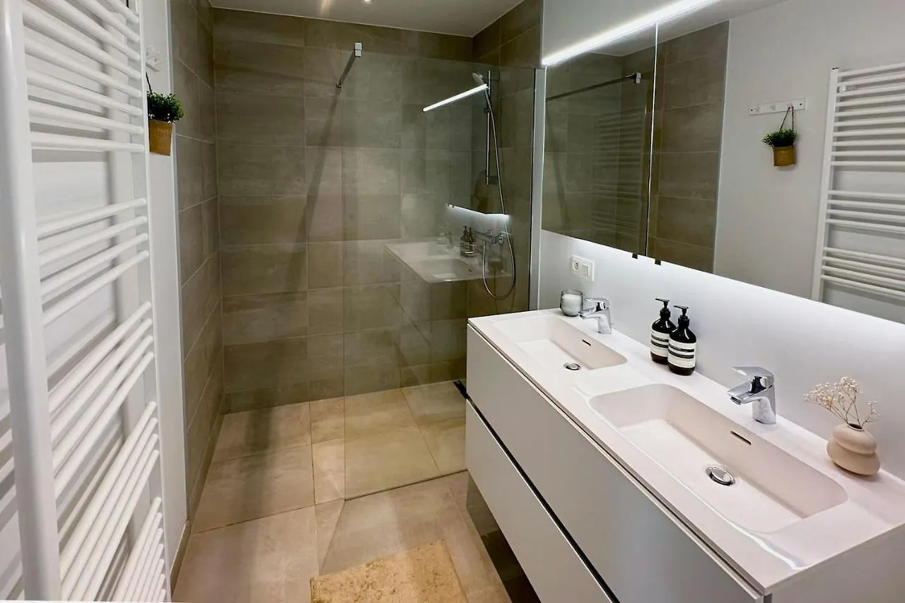 أنتويرب Brand New, Luxury & Spacious Apartment بلجيكا